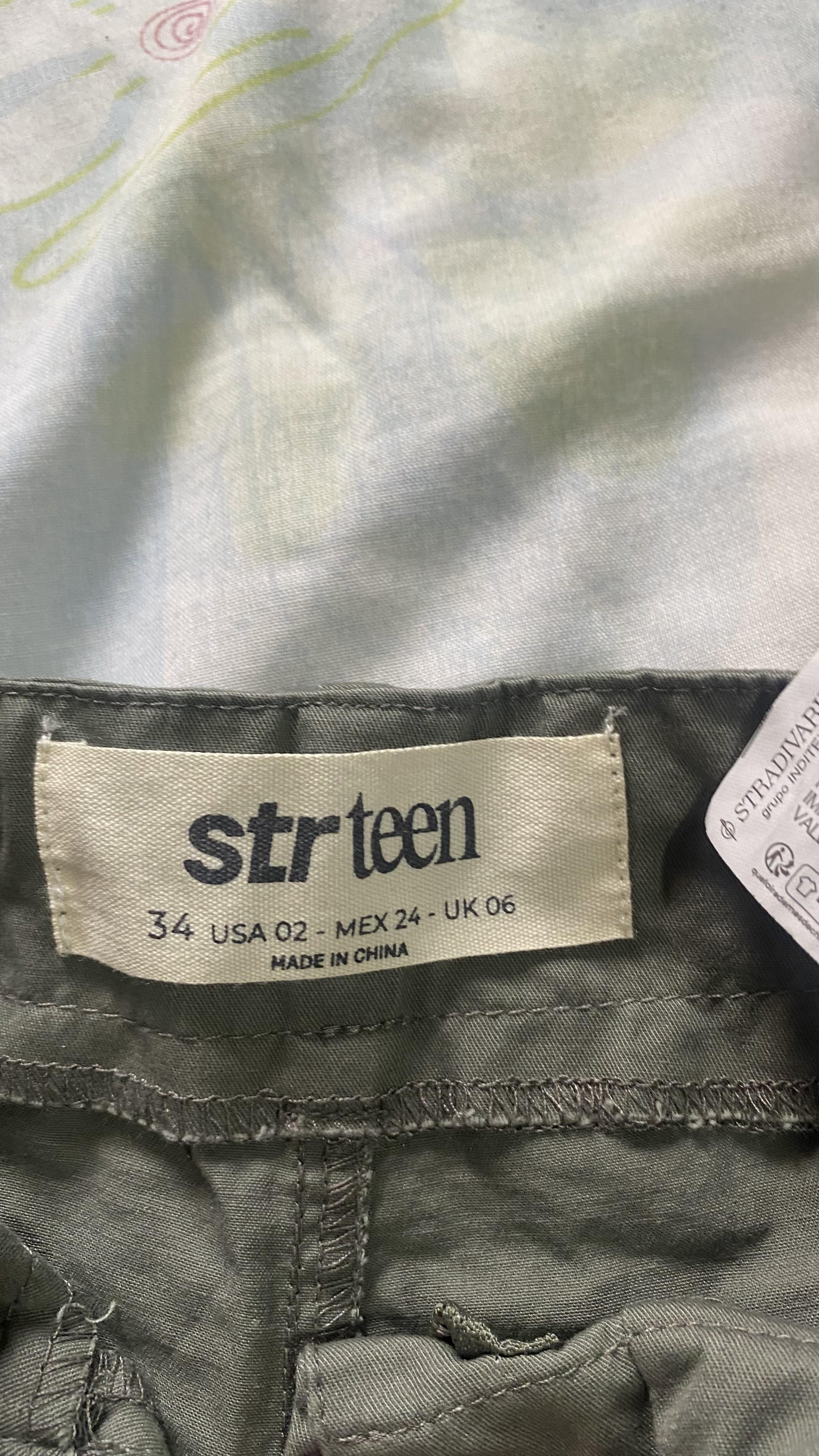 Pantalon cargo/parachoute Stradivarius, foto 3 de 4