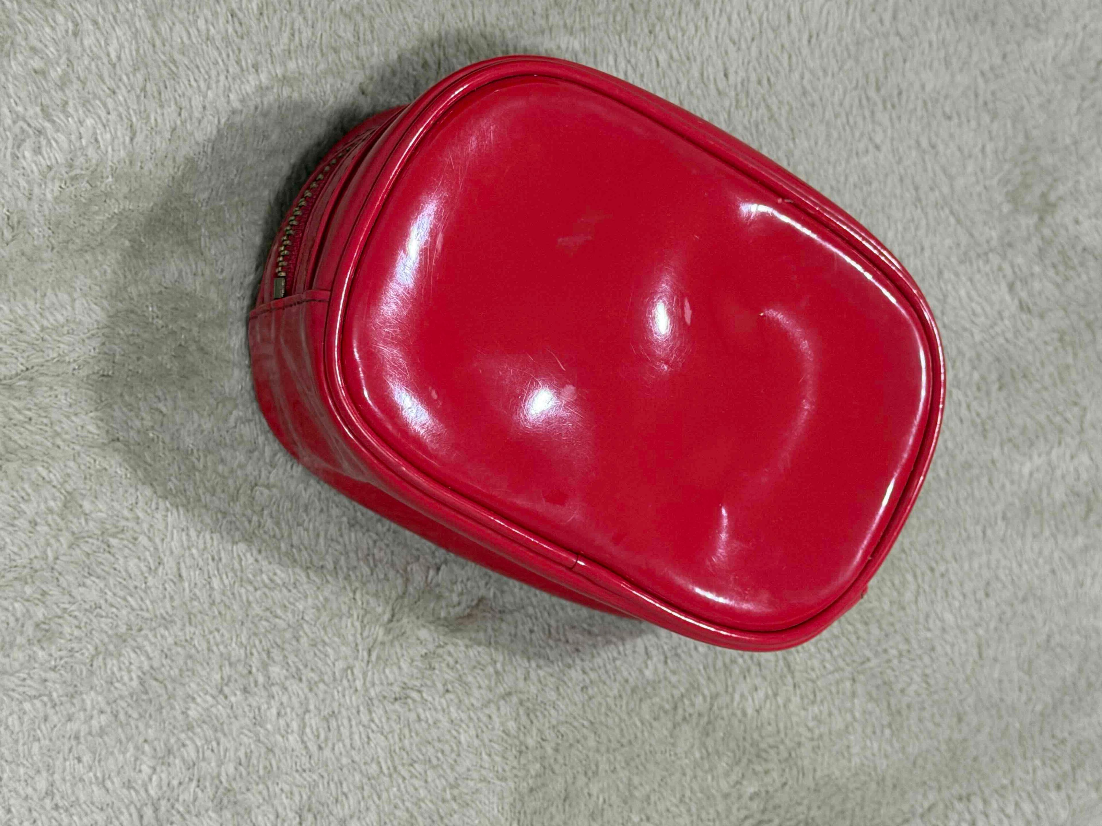 Espectacular porta cosmético rojo, foto 3 de 3