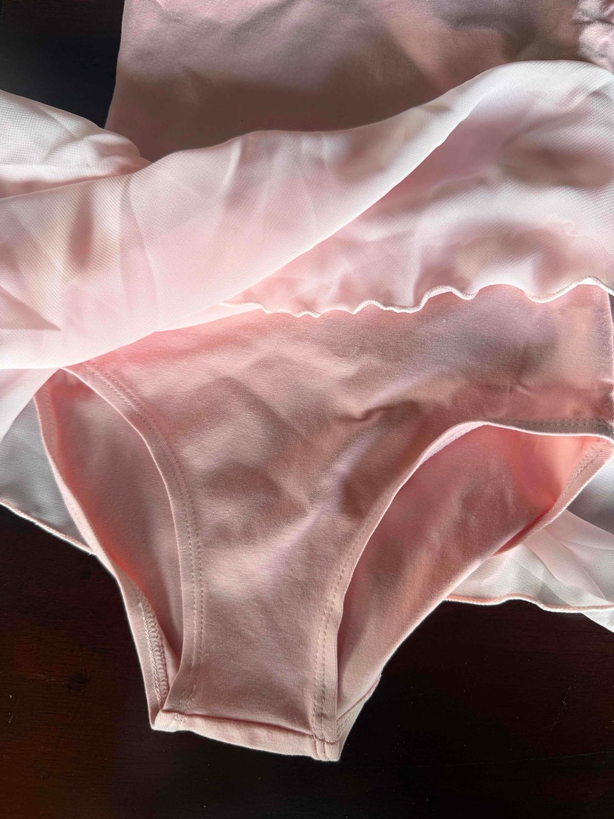 Vestido de danza rosa con falda transparente, foto 3 de 3