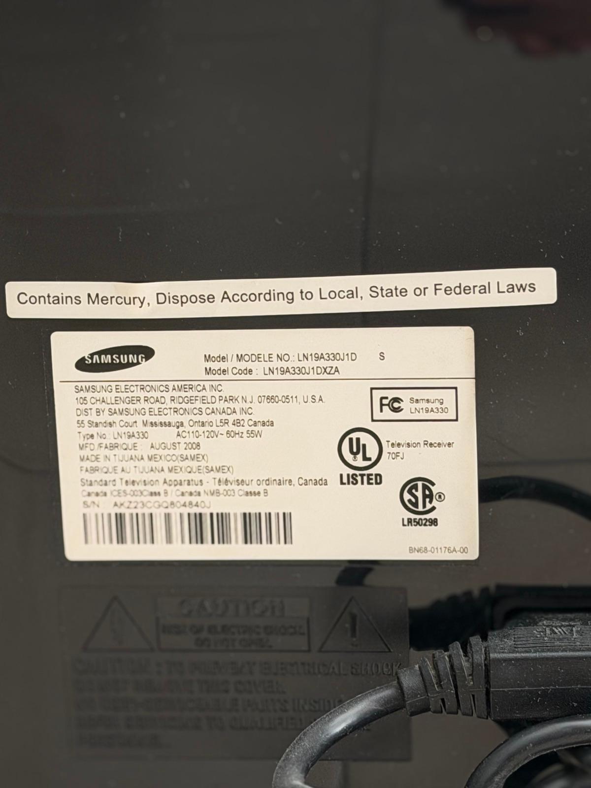 Televisor Samsung LCD de 19 pulgadas con control remoto, foto 4 de 5