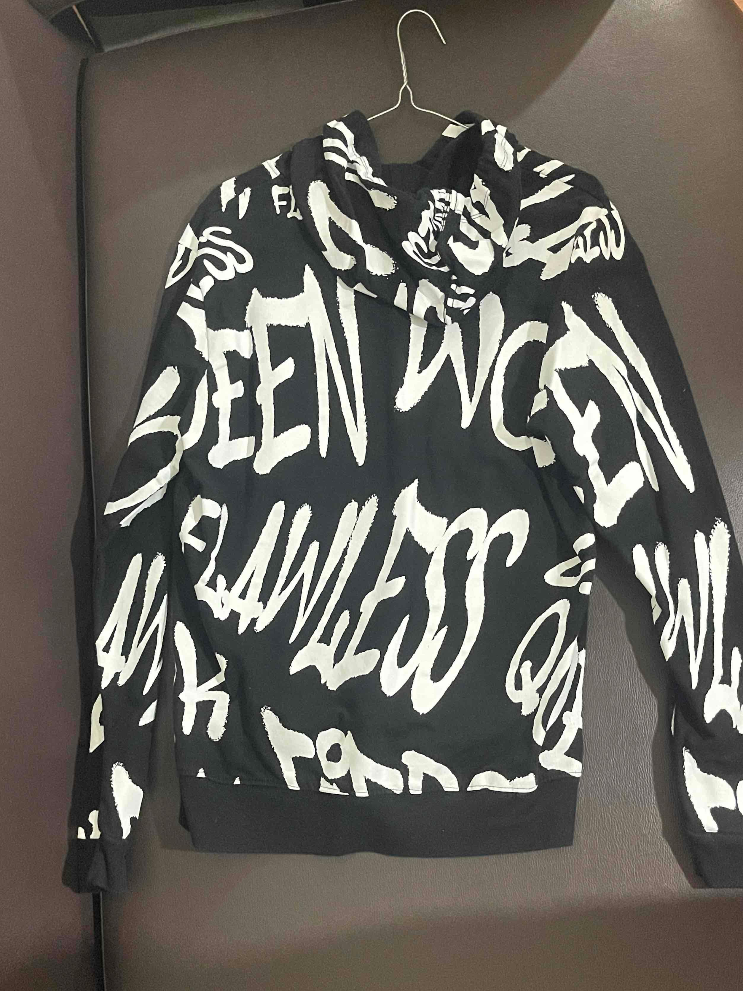 Hoodie, foto 2 de 2