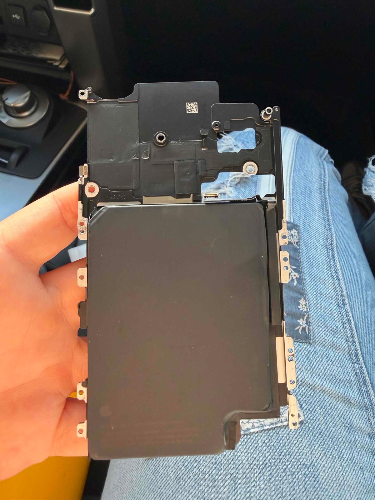 Bateria iPhone 17 pro Max, foto 4 de 5