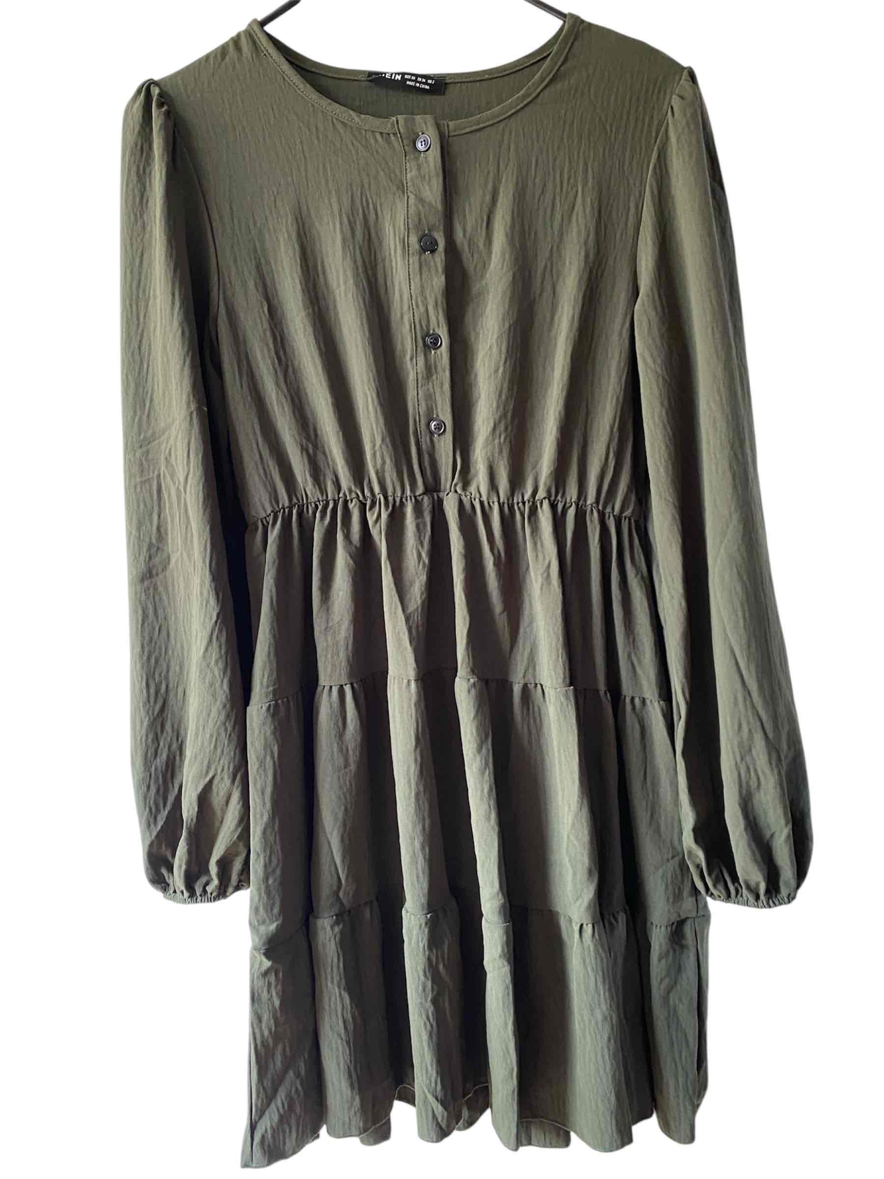Vestido verde oliva, foto 3 de 3