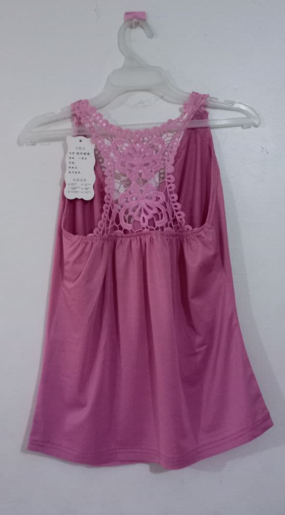 Blusa con encaje en la espalda, foto 2 de 2