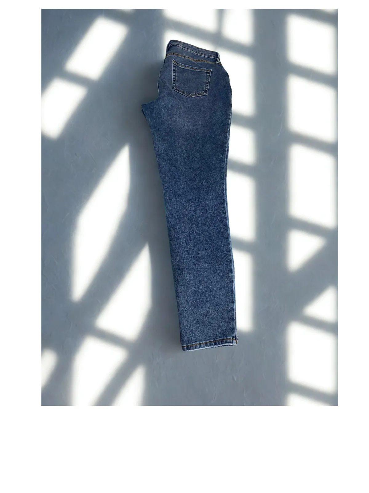 Jeans de mezclilla azul Time and Tru, foto 3 de 4