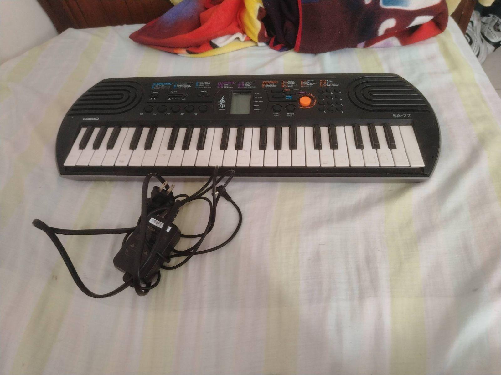 Teclado Casio SA-77, foto 3 de 3
