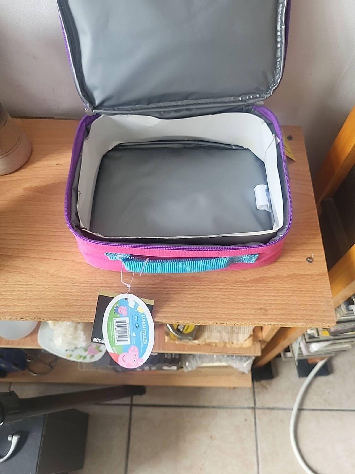 Lonchera térmica Peppa Pig rosada con etiquetas, foto 5 de 8