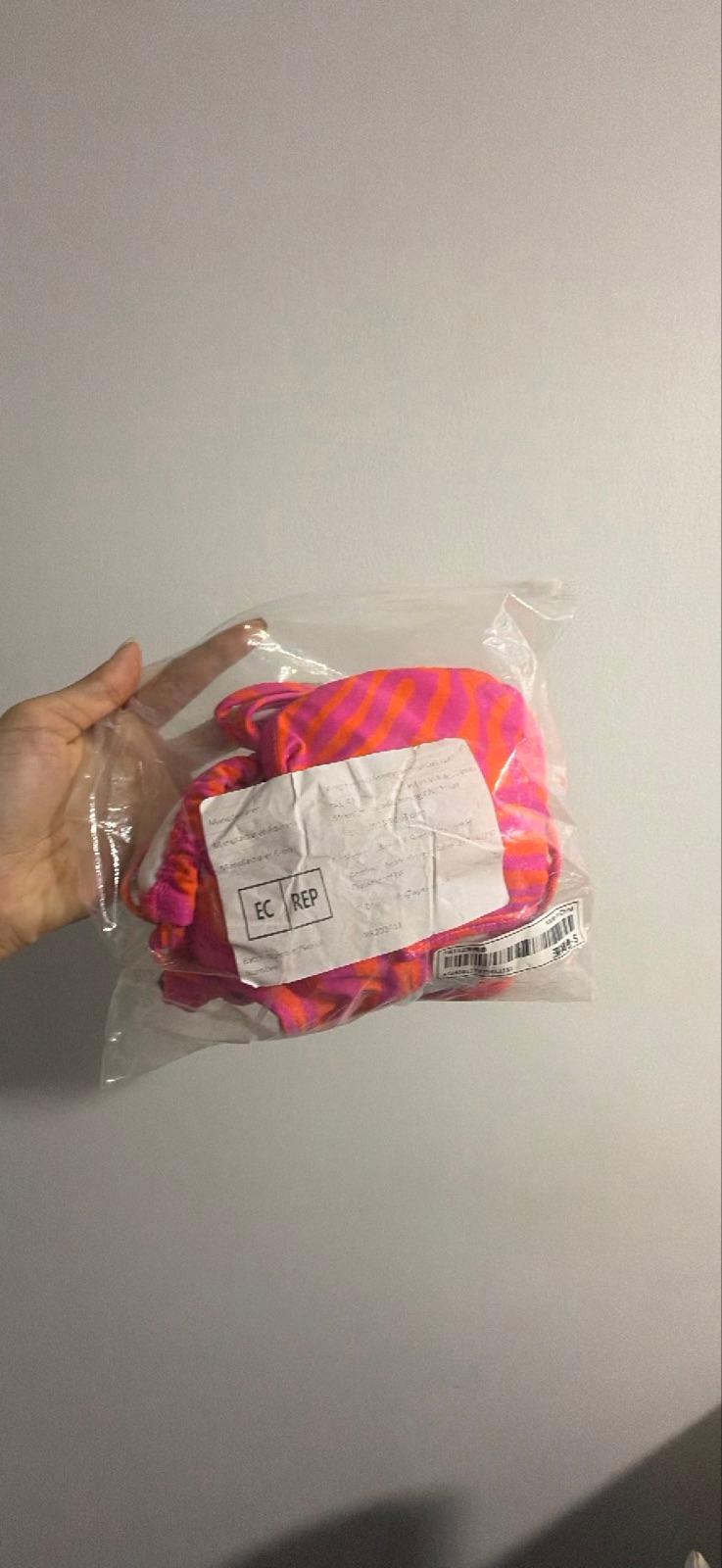 Conjunto de Baño de 3 Piezas Estampado (Bikini y Falda de Salida), foto 6 de 6