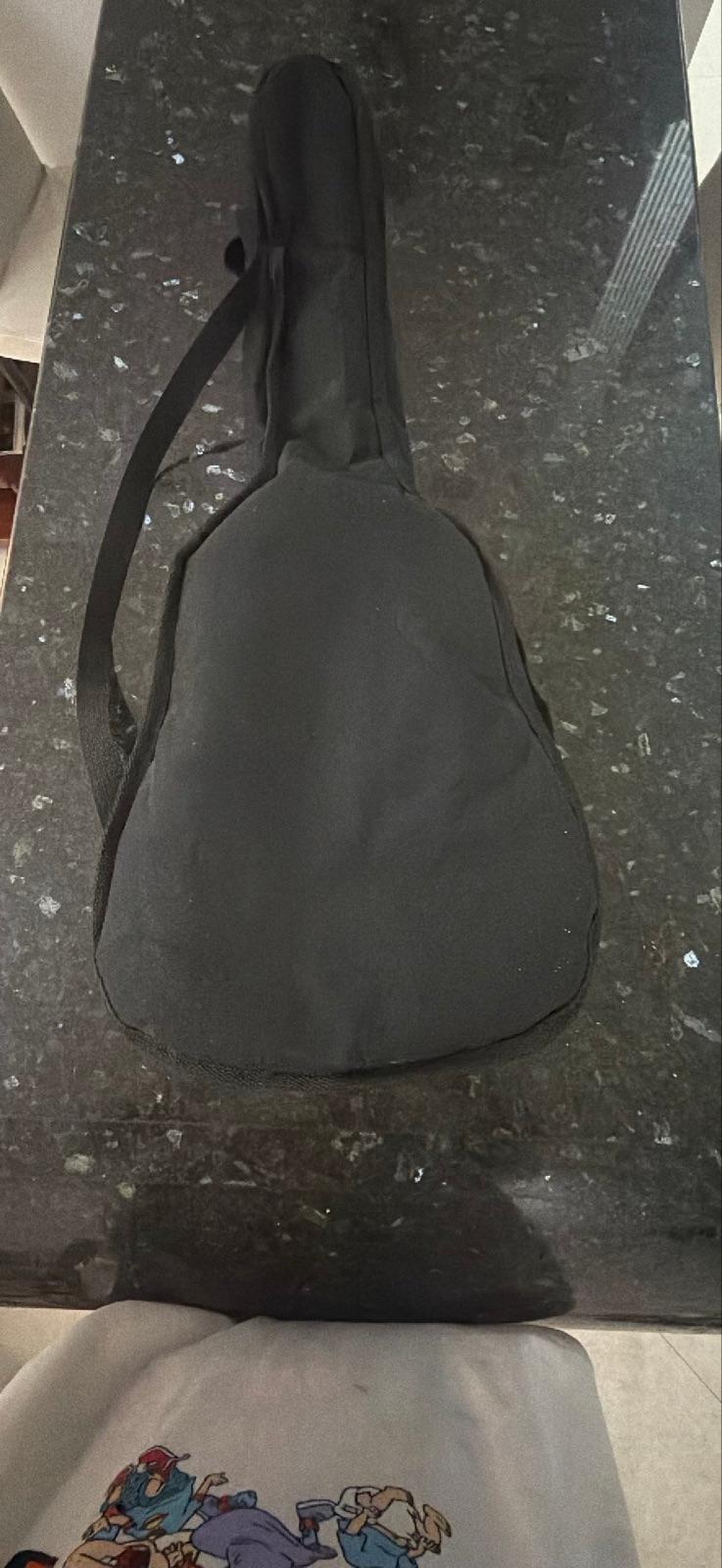 Estuche para guitarra negro de lona, foto 2 de 2