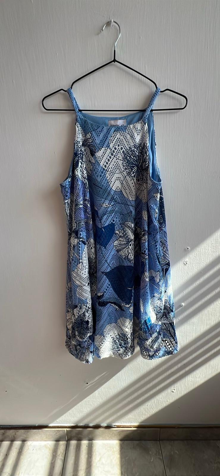 Vestido sin mangas azul con estampado floral, foto 1 de 1