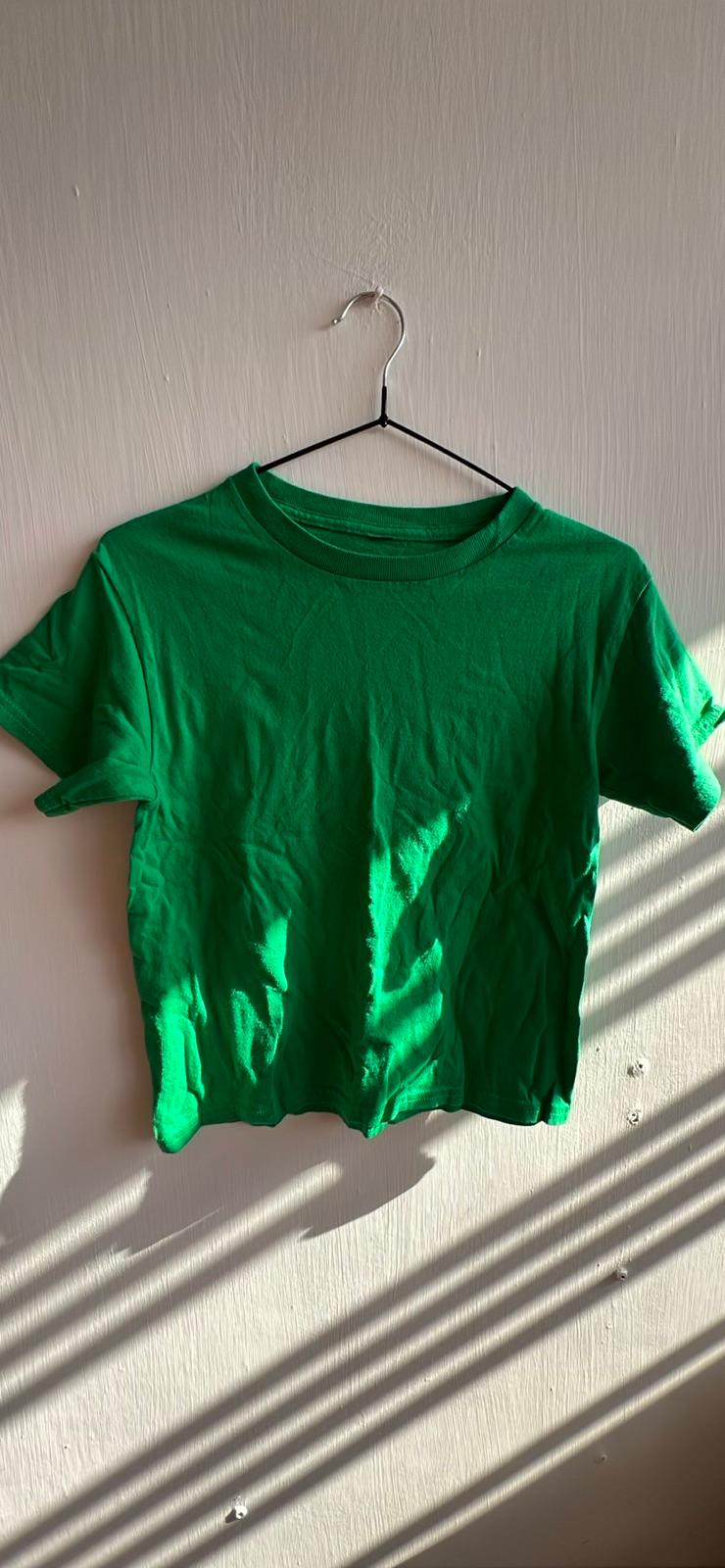 Camisa verde de mujer manga corta, foto 1 de 1
