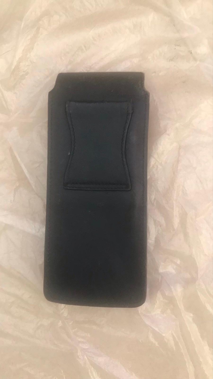 Funda de cuero negra, foto 2 de 2