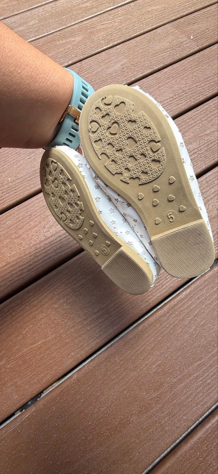 Zapatos blancos de niña estilo bailarina Primark, foto 6 de 7