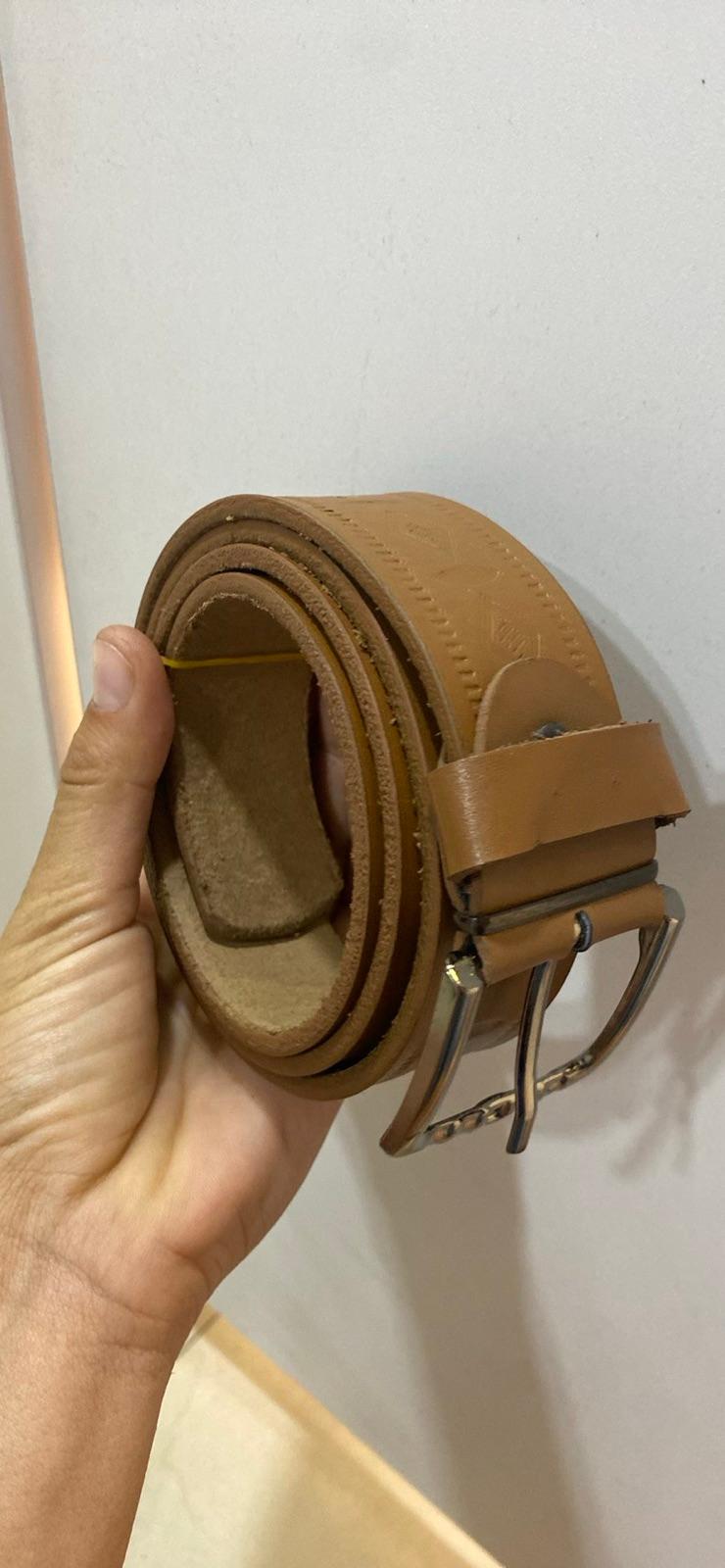 Cinturón de cuero marrón, foto 1 de 1