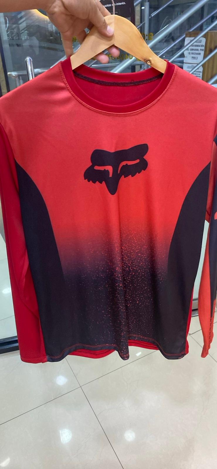 Camisa manga larga Fox roja y negra, foto 1 de 1