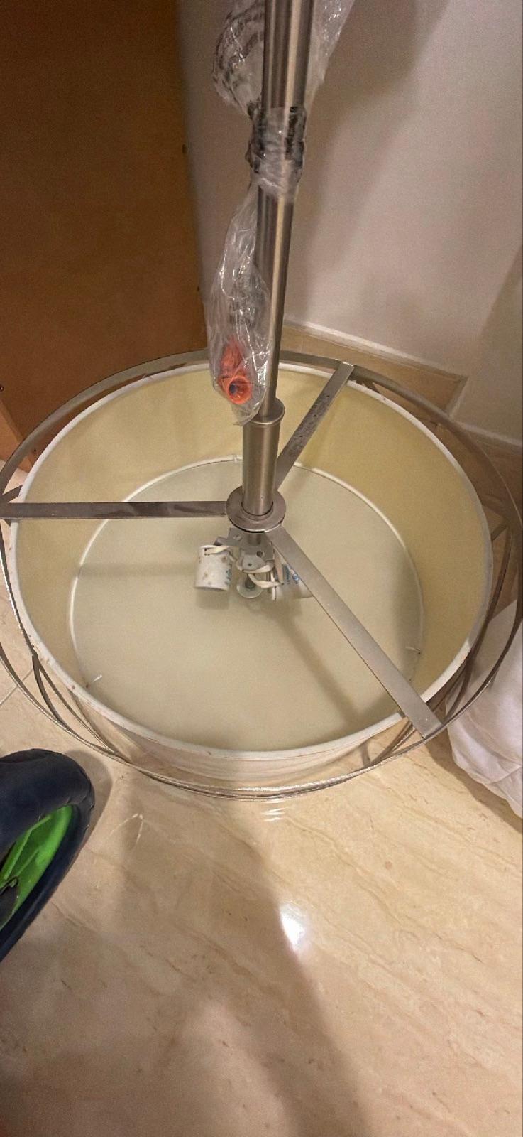 Lámpara de techo colgante con pantalla cilíndrica, foto 4 de 4