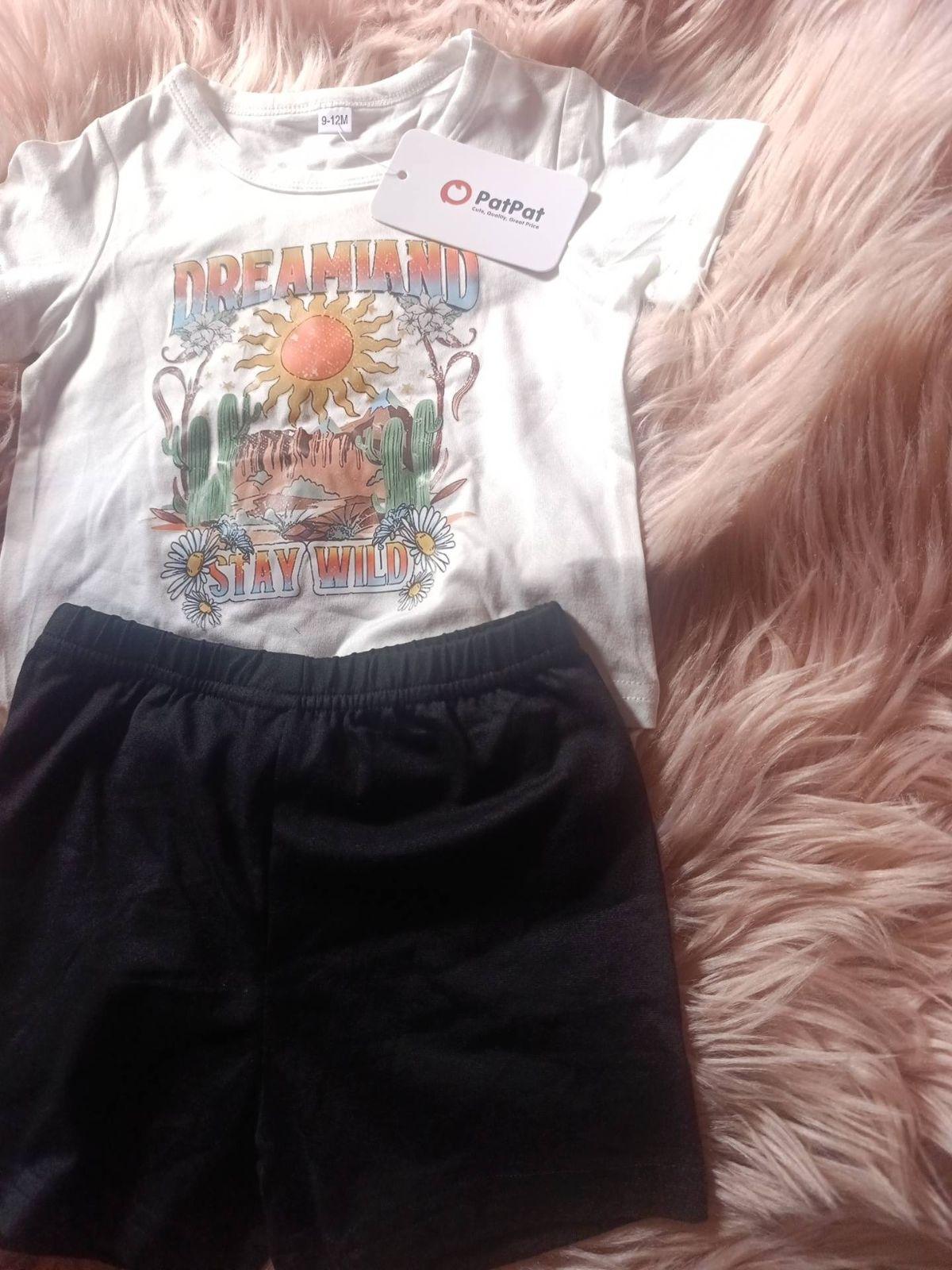 Conjunto PatPat de camiseta blanca y short negro para bebé, foto 3 de 4