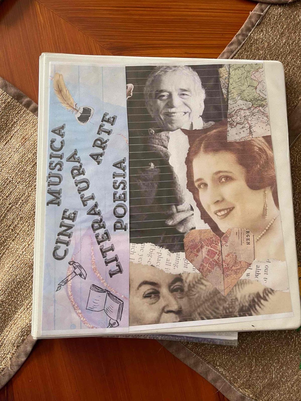 Carpeta de anillas blanca decorada con collages literarios y artísticos, foto 1 de 1
