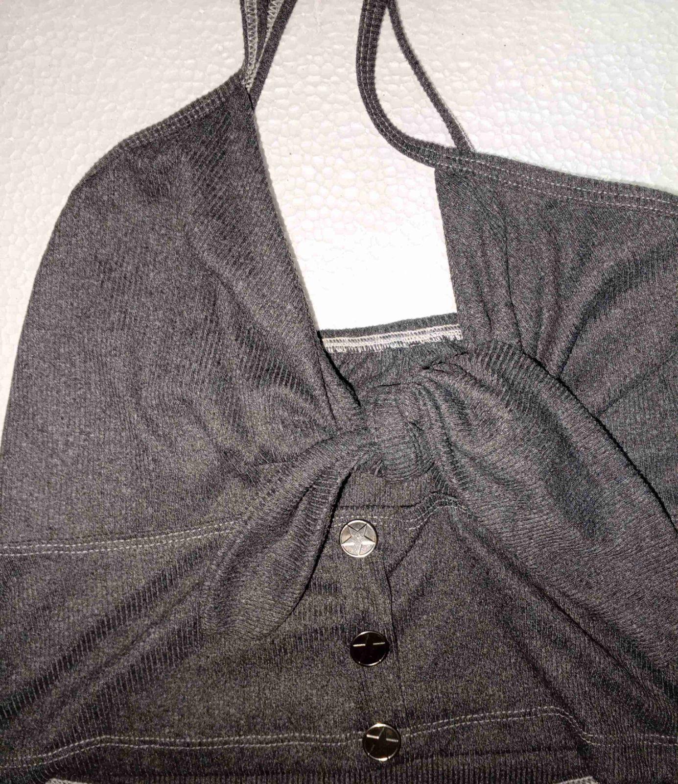 Conjunto gris, foto 3 de 5
