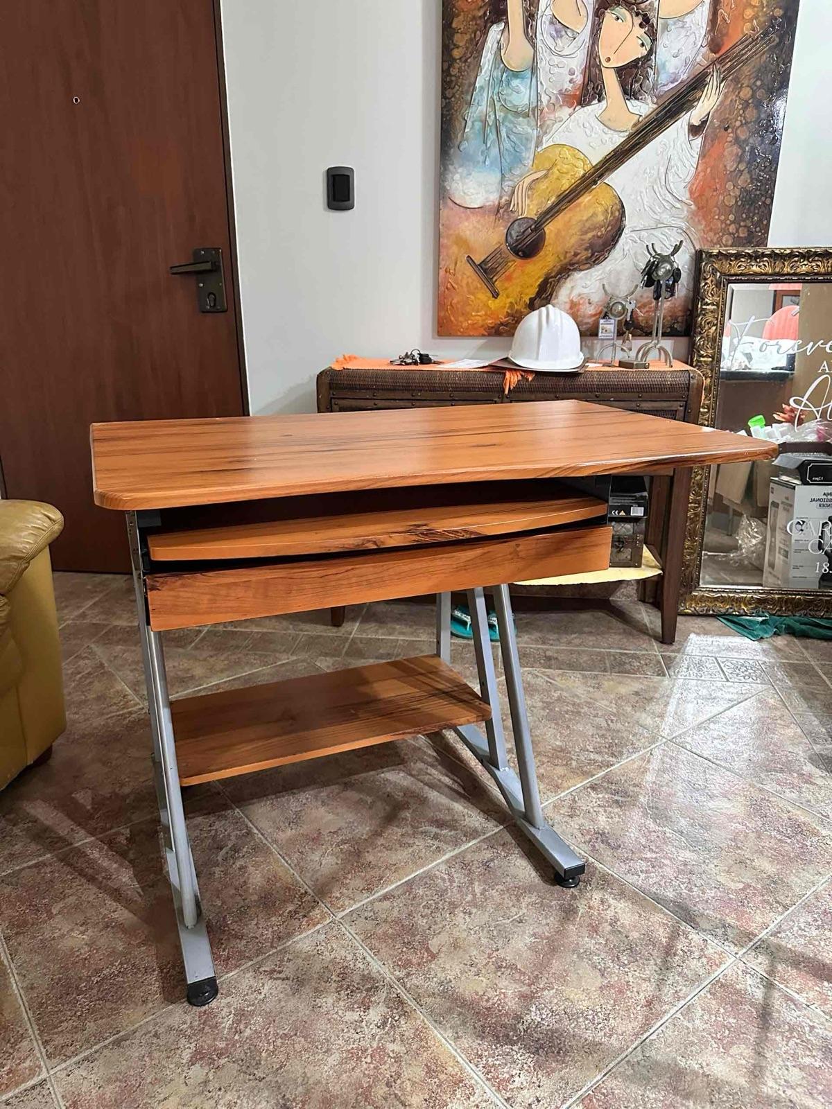 Escritorio Multifuncional para Computadora – Acabado Madera con Repisas, foto 8 de 8