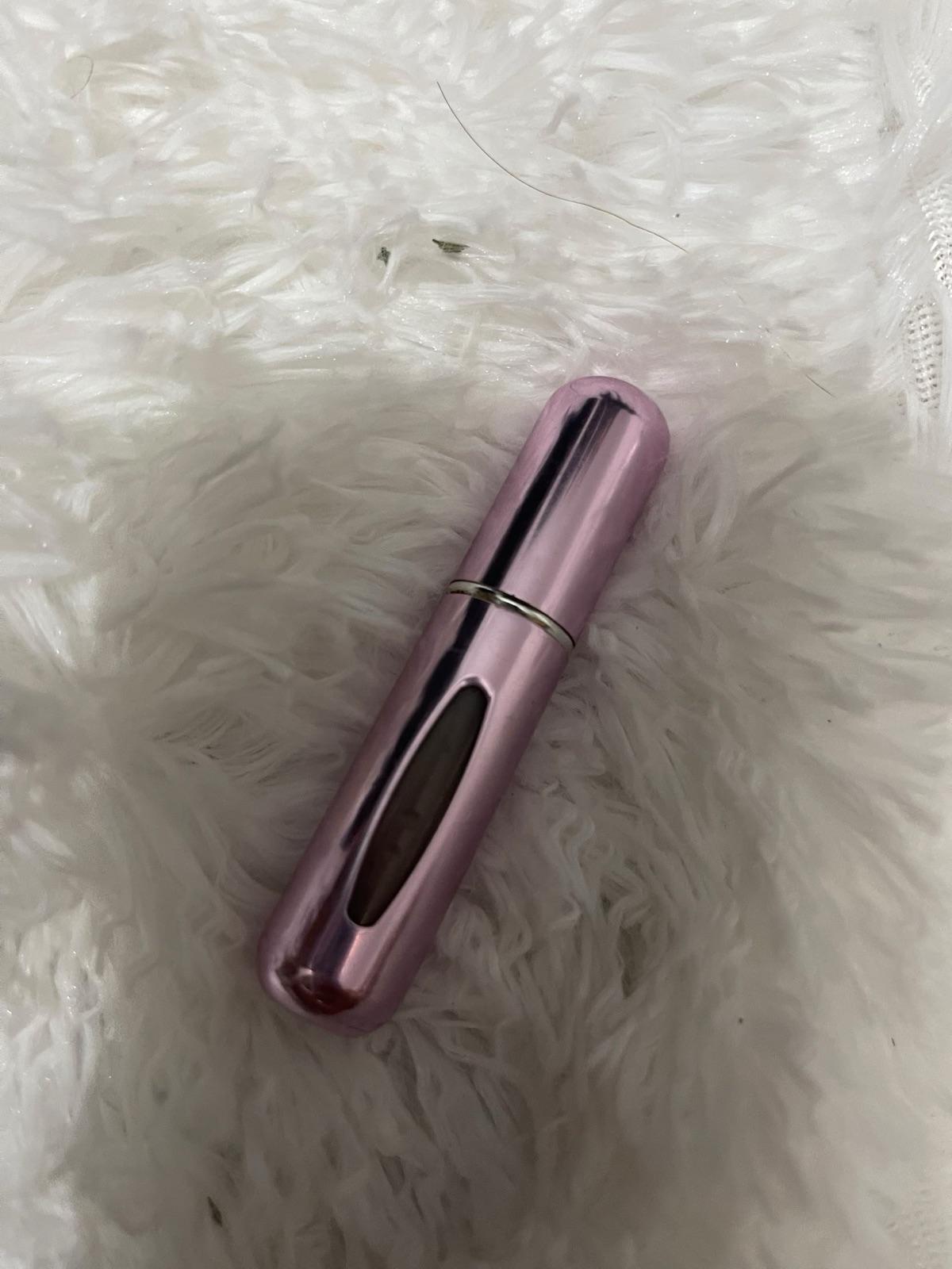 Atomizador de perfume portátil rosado, foto 2 de 2