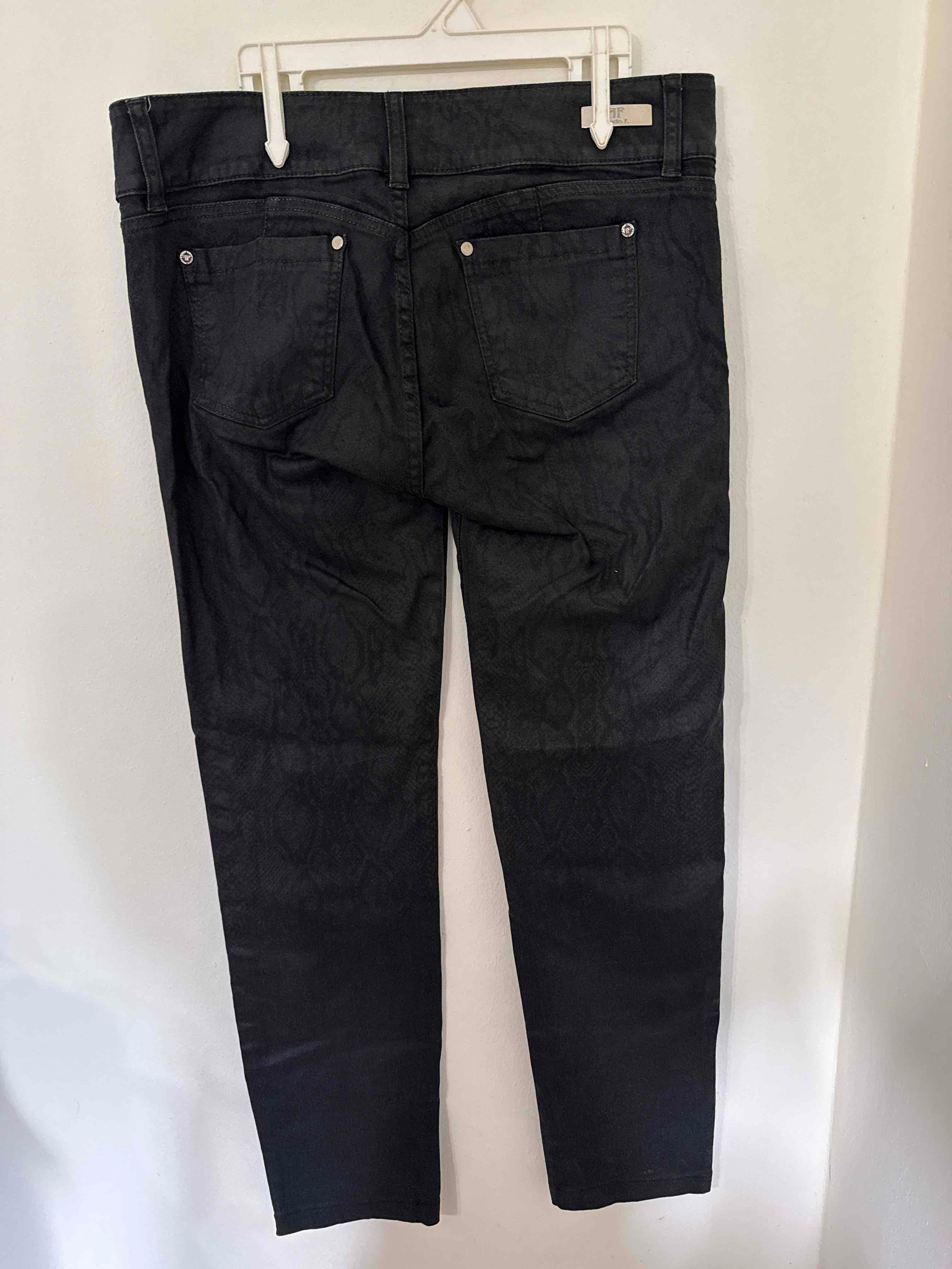 Pantalones negros Studio F, foto 3 de 3
