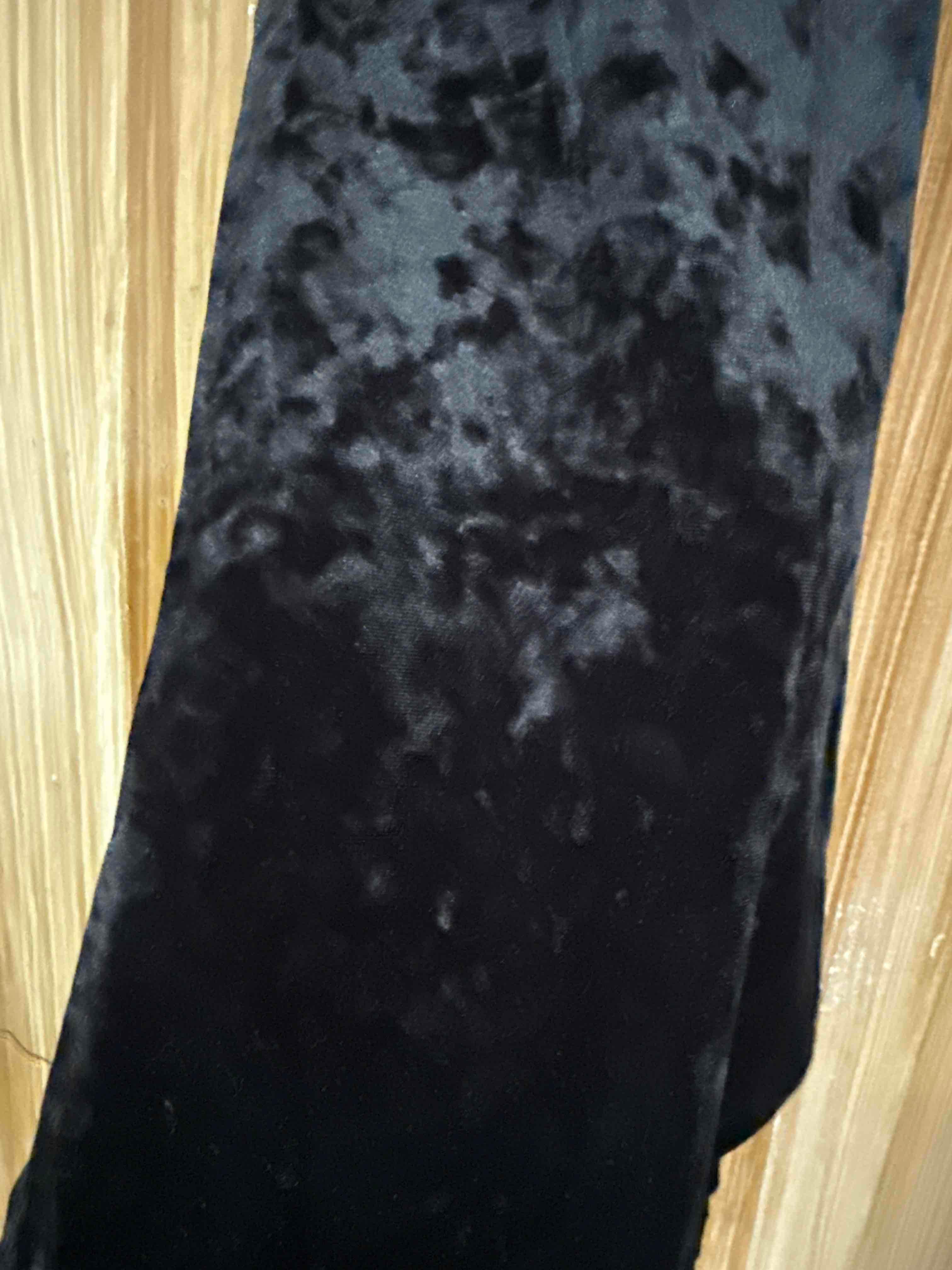 Body halter negro gamuza, foto 2 de 3